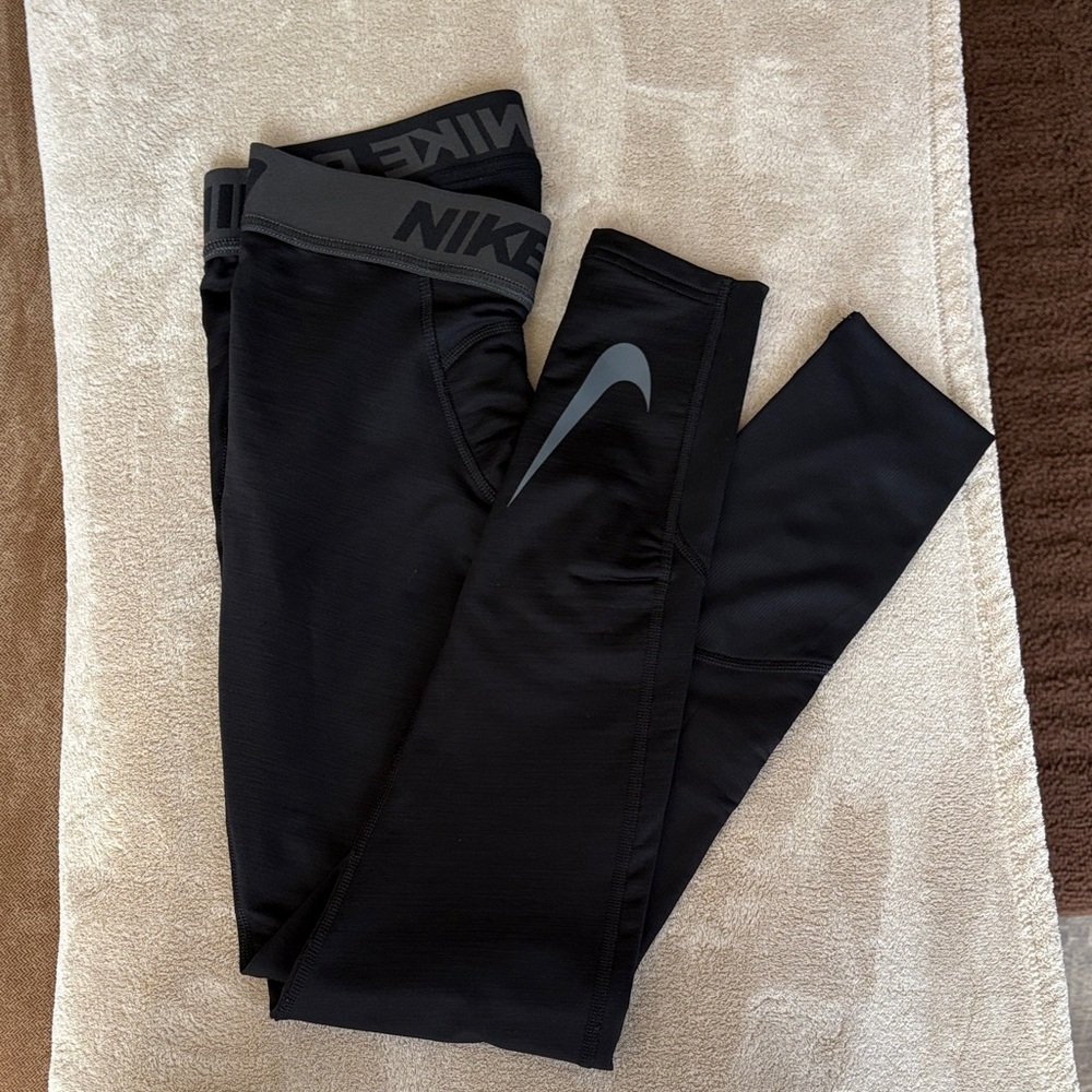 Nike Pro Dri-FIT Compression Tights – men’s medium – black